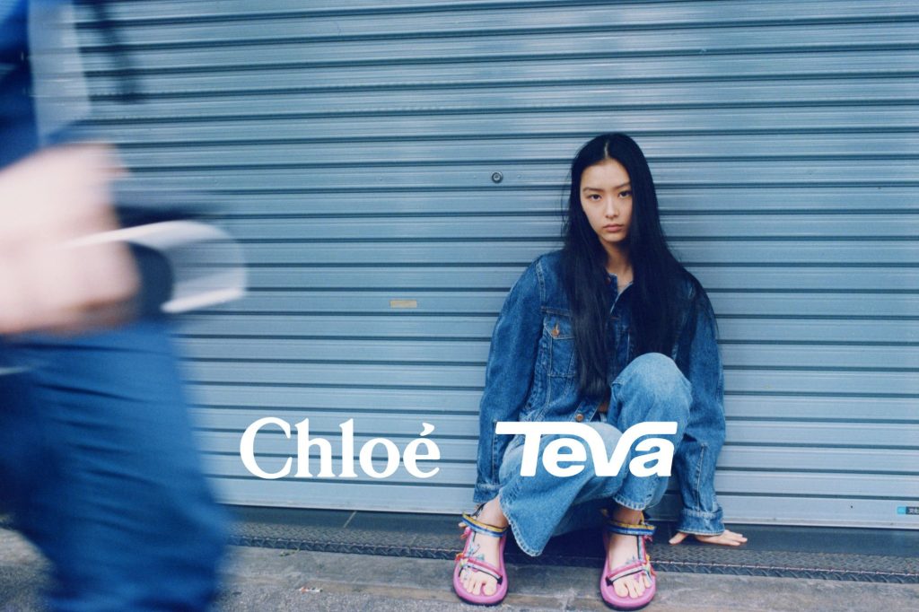 即將爆火的時尚單品來嘍！ Chloé 節日季聯手 Teva Sandals 打造「全新設計款」涼鞋簡直美炸了！