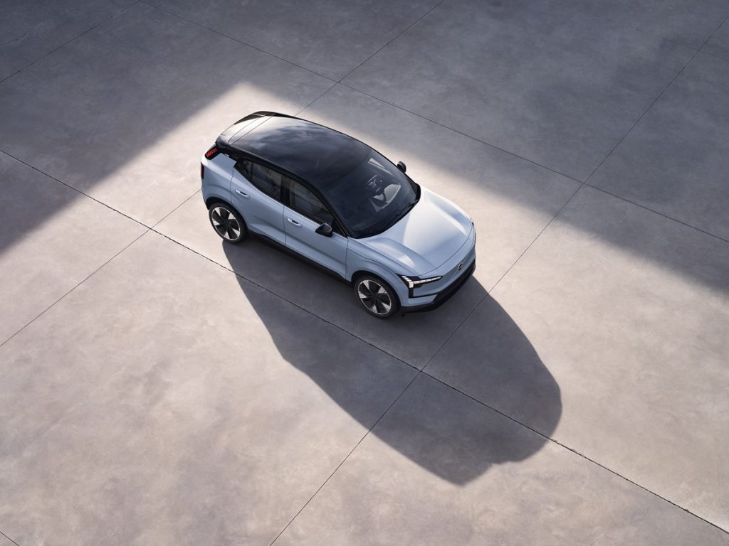 Volvo 富豪汽車發表尺碼最小電動車 EX30 明年夏季正式登場