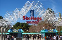 Six Flags magic mountain food festival