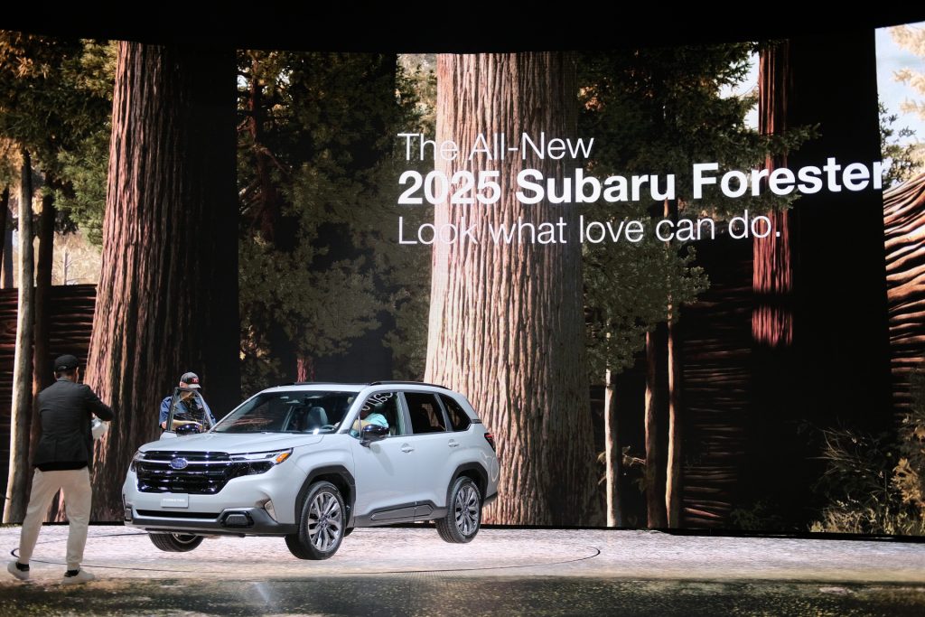 LA AUTO SHOW Subaru Forester