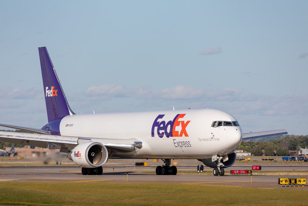 FedEx Cargo Plane